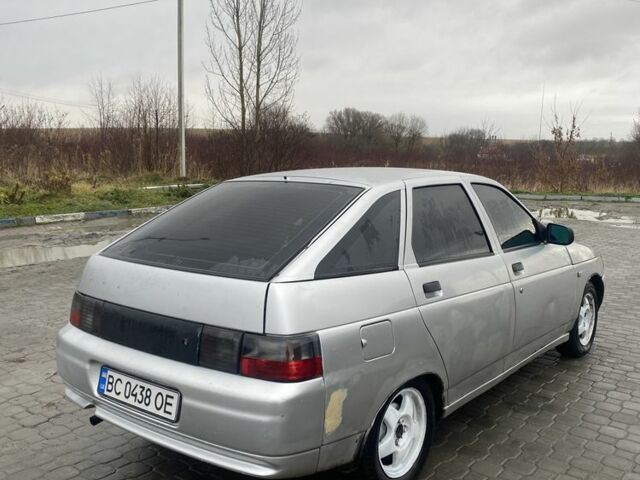 Серый ВАЗ 2112, объемом двигателя 1.6 л и пробегом 262 тыс. км за 950 $, фото 1 на Automoto.ua