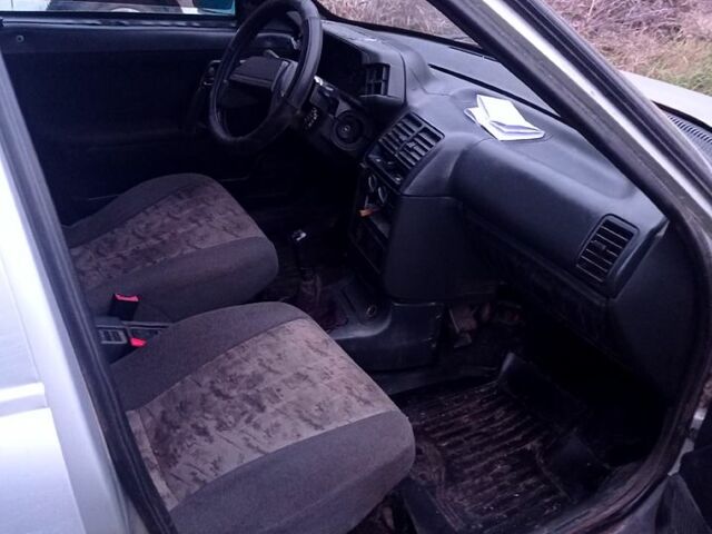 Серый ВАЗ 2112, объемом двигателя 1.6 л и пробегом 0 тыс. км за 1000 $, фото 5 на Automoto.ua