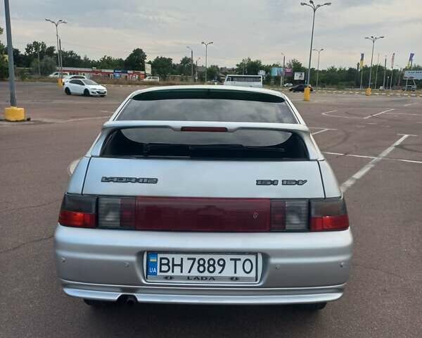 Серый ВАЗ 2112, объемом двигателя 1.6 л и пробегом 304 тыс. км за 2300 $, фото 4 на Automoto.ua