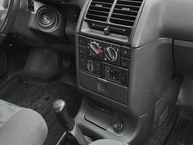 Серый ВАЗ 2112, объемом двигателя 1.6 л и пробегом 80 тыс. км за 2800 $, фото 14 на Automoto.ua