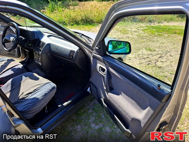 Сірий ВАЗ 2112, об'ємом двигуна 1.6 л та пробігом 186 тис. км за 2500 $, фото 10 на Automoto.ua