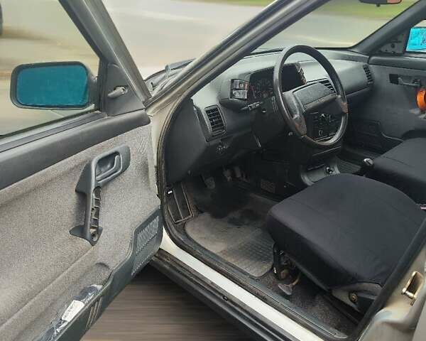 Сірий ВАЗ 2112, об'ємом двигуна 1.6 л та пробігом 92 тис. км за 2250 $, фото 16 на Automoto.ua
