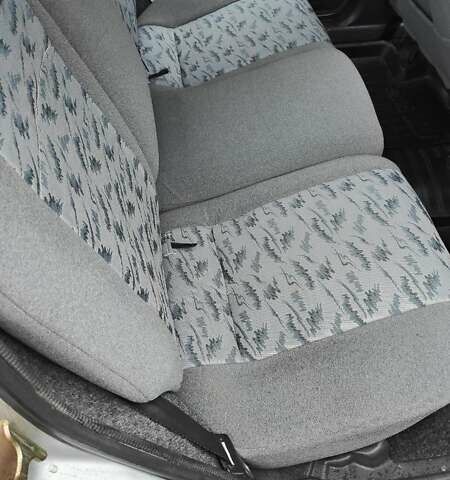 Серый ВАЗ 2112, объемом двигателя 1.6 л и пробегом 80 тыс. км за 2800 $, фото 21 на Automoto.ua