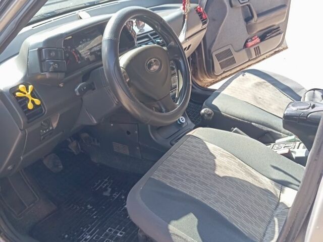Сірий ВАЗ 2112, об'ємом двигуна 1.6 л та пробігом 328 тис. км за 1500 $, фото 7 на Automoto.ua