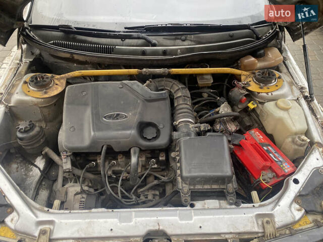 Серый ВАЗ 2112, объемом двигателя 1.6 л и пробегом 263 тыс. км за 950 $, фото 6 на Automoto.ua