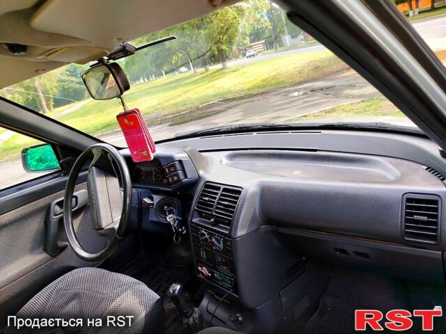 Серый ВАЗ 2112, объемом двигателя 1.6 л и пробегом 200 тыс. км за 1850 $, фото 4 на Automoto.ua