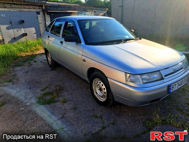 Серый ВАЗ 2112, объемом двигателя 1.6 л и пробегом 95 тыс. км за 3200 $, фото 1 на Automoto.ua