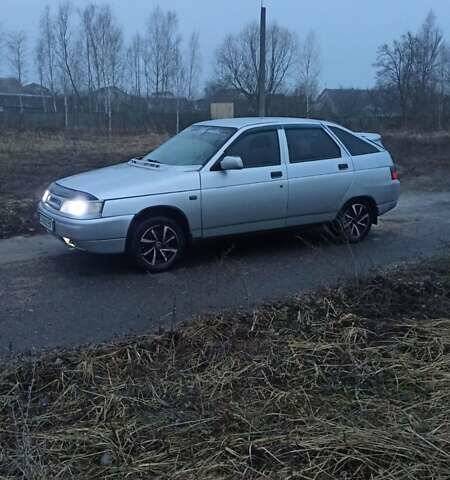 Серый ВАЗ 2112, объемом двигателя 1.6 л и пробегом 221 тыс. км за 2900 $, фото 5 на Automoto.ua