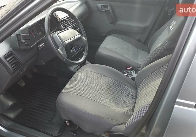 Серый ВАЗ 2112, объемом двигателя 1.6 л и пробегом 78 тыс. км за 3000 $, фото 29 на Automoto.ua