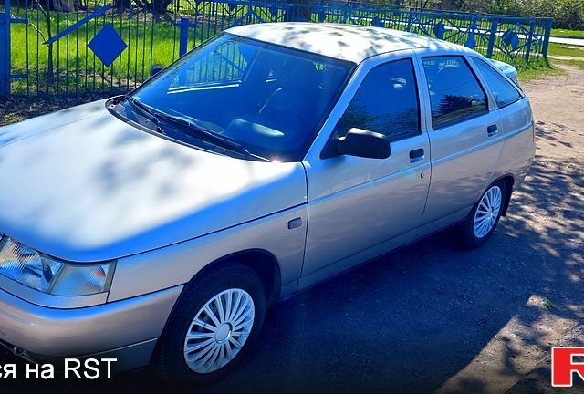 Сірий ВАЗ 2112, об'ємом двигуна 1.6 л та пробігом 70 тис. км за 3200 $, фото 1 на Automoto.ua