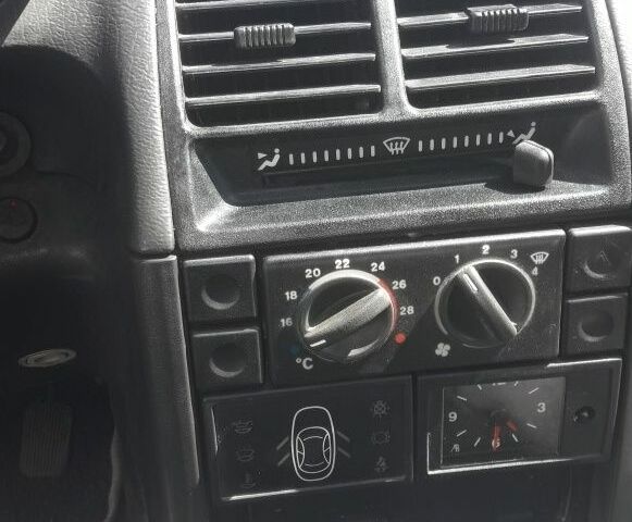 Серый ВАЗ 2112, объемом двигателя 0 л и пробегом 200 тыс. км за 51000 $, фото 3 на Automoto.ua