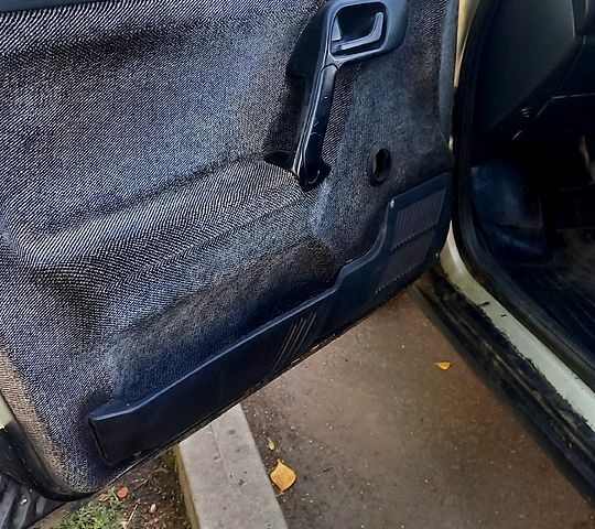 Серый ВАЗ 2112, объемом двигателя 1.5 л и пробегом 170 тыс. км за 1450 $, фото 7 на Automoto.ua