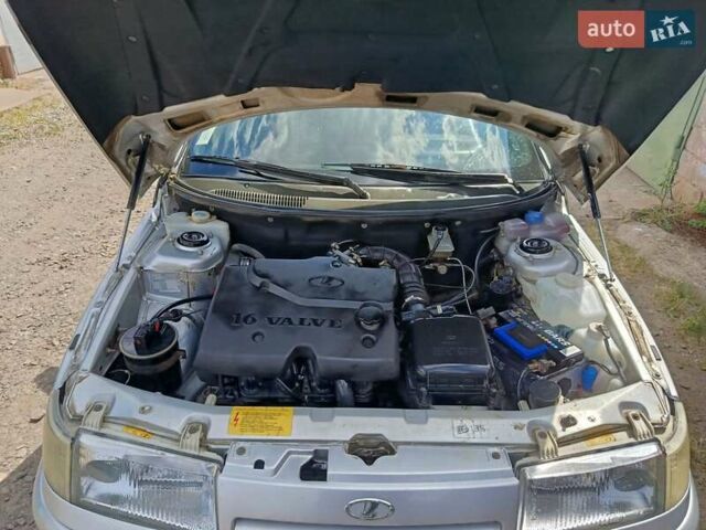 Сірий ВАЗ 2112, об'ємом двигуна 1.6 л та пробігом 185 тис. км за 1999 $, фото 11 на Automoto.ua