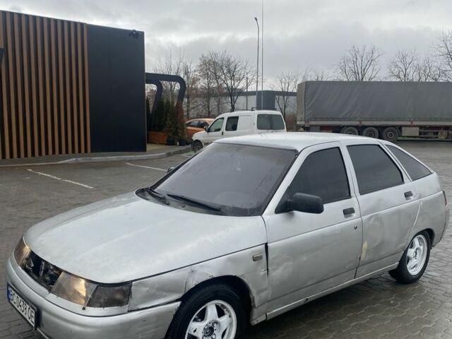 Серый ВАЗ 2112, объемом двигателя 1.6 л и пробегом 262 тыс. км за 950 $, фото 4 на Automoto.ua