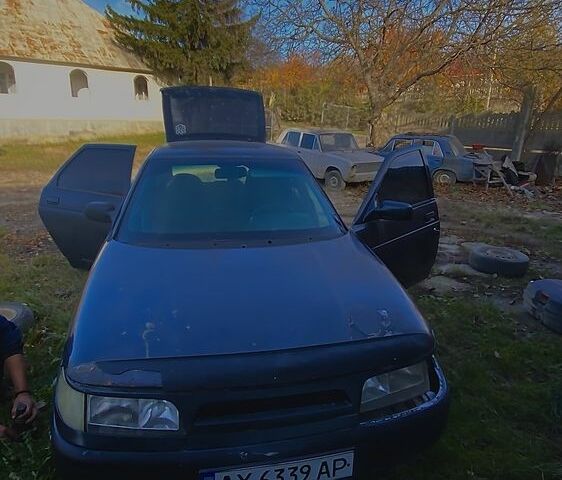 Серый ВАЗ 2112, объемом двигателя 1.6 л и пробегом 200 тыс. км за 700 $, фото 1 на Automoto.ua