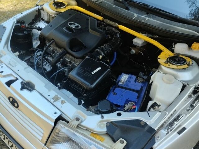 Серый ВАЗ 2112, объемом двигателя 1.6 л и пробегом 211 тыс. км за 2000 $, фото 7 на Automoto.ua