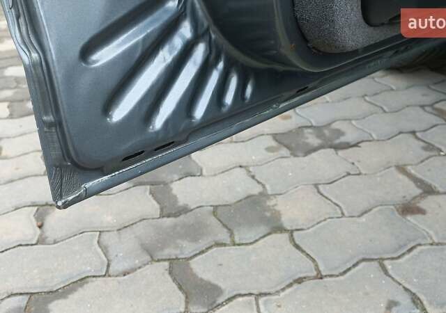 Серый ВАЗ 2112, объемом двигателя 1.6 л и пробегом 78 тыс. км за 3000 $, фото 15 на Automoto.ua