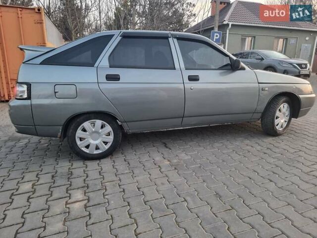 Серый ВАЗ 2112, объемом двигателя 1.6 л и пробегом 301 тыс. км за 2000 $, фото 7 на Automoto.ua