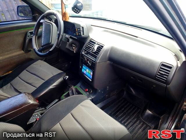 Серый ВАЗ 2112, объемом двигателя 1.6 л и пробегом 0 тыс. км за 2200 $, фото 2 на Automoto.ua