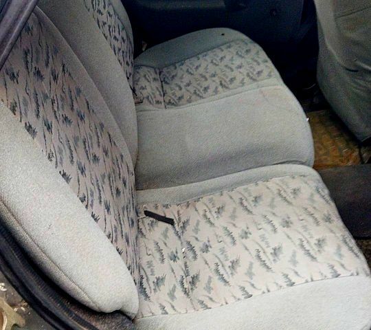 Серый ВАЗ 2112, объемом двигателя 1.6 л и пробегом 100 тыс. км за 950 $, фото 3 на Automoto.ua