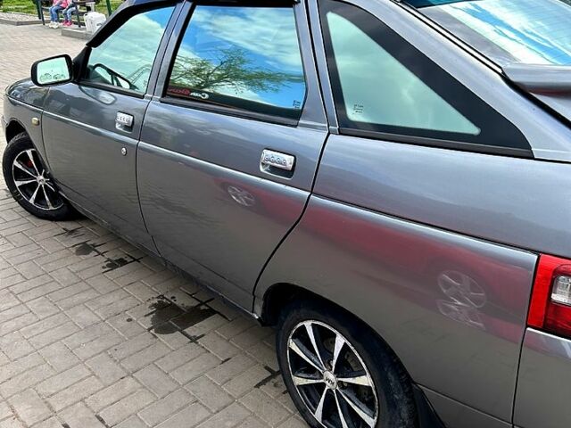 Сірий ВАЗ 2112, об'ємом двигуна 1.6 л та пробігом 270 тис. км за 1900 $, фото 4 на Automoto.ua