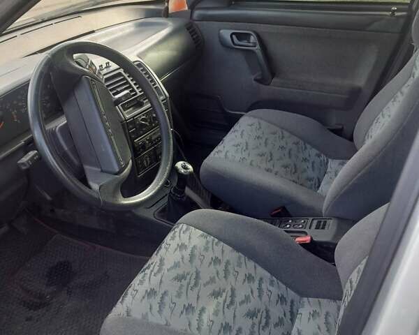 ВАЗ 2112 2006 в Казатине на Automoto.ua Серый ВАЗ 2112, объемом двигателя 1.6 л и пробегом 235 тыс. км за 999 $, фото 1 на Automoto.ua