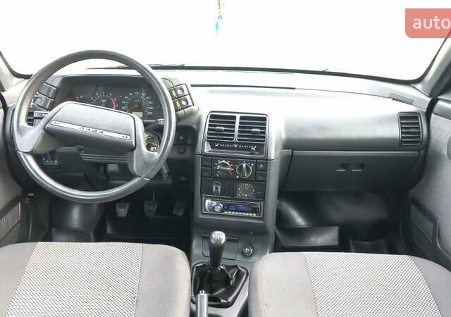 Серый ВАЗ 2112, объемом двигателя 1.6 л и пробегом 78 тыс. км за 3000 $, фото 21 на Automoto.ua