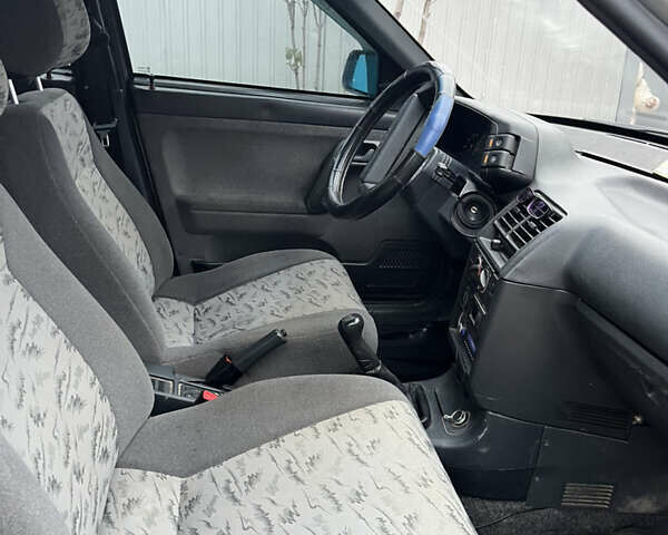 Серый ВАЗ 2112, объемом двигателя 1.6 л и пробегом 130 тыс. км за 3000 $, фото 9 на Automoto.ua