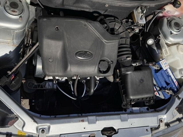 ВАЗ 2112 2007 у Кам'янське (Дніпродзержинськ) на Automoto.ua Сірий ВАЗ 2112, об'ємом двигуна 1.6 л та пробігом 170 тис. км за 1450 $, фото 4 на Automoto.ua