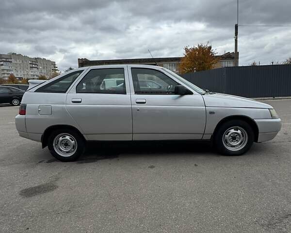 Серый ВАЗ 2112, объемом двигателя 1.6 л и пробегом 186 тыс. км за 2800 $, фото 3 на Automoto.ua