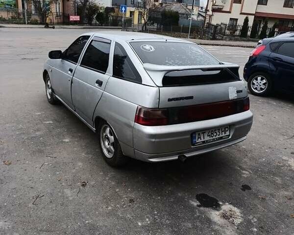 Серый ВАЗ 2112, объемом двигателя 1.6 л и пробегом 173 тыс. км за 950 $, фото 4 на Automoto.ua