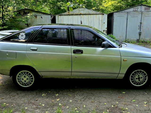 Серый ВАЗ 2112, объемом двигателя 1.6 л и пробегом 250 тыс. км за 950 $, фото 8 на Automoto.ua