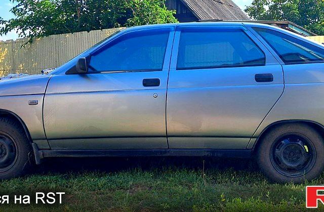 Серый ВАЗ 2112, объемом двигателя 1.6 л и пробегом 285 тыс. км за 2200 $, фото 2 на Automoto.ua