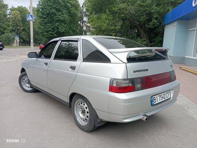 Серый ВАЗ 2112, объемом двигателя 1.6 л и пробегом 200 тыс. км за 2650 $, фото 3 на Automoto.ua