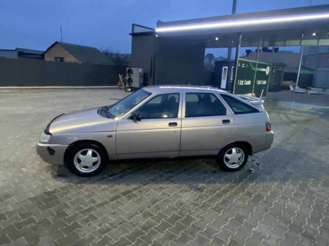 Серый ВАЗ 2112, объемом двигателя 1.6 л и пробегом 143 тыс. км за 1500 $, фото 2 на Automoto.ua