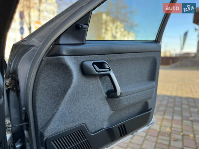 Серый ВАЗ 2112, объемом двигателя 1.6 л и пробегом 76 тыс. км за 2900 $, фото 37 на Automoto.ua