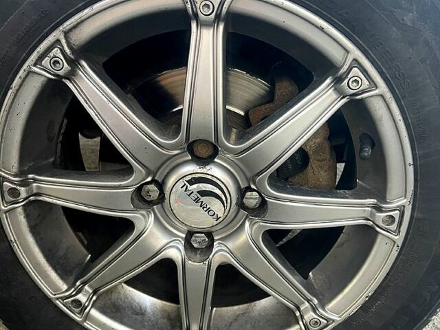 Серый ВАЗ 2112, объемом двигателя 1.6 л и пробегом 303 тыс. км за 1500 $, фото 1 на Automoto.ua