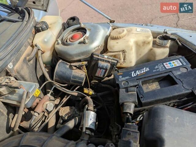 Серый ВАЗ 2112, объемом двигателя 1.6 л и пробегом 204 тыс. км за 1400 $, фото 25 на Automoto.ua