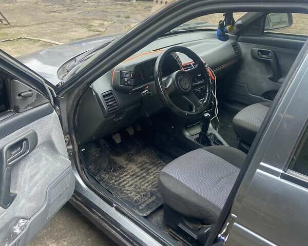 Сірий ВАЗ 2112, об'ємом двигуна 1.6 л та пробігом 340 тис. км за 2200 $, фото 3 на Automoto.ua