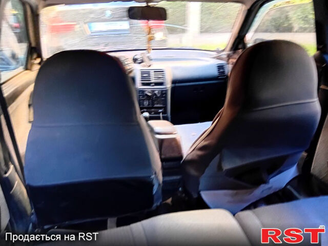 Серый ВАЗ 2112, объемом двигателя 1.6 л и пробегом 300 тыс. км за 1000 $, фото 2 на Automoto.ua