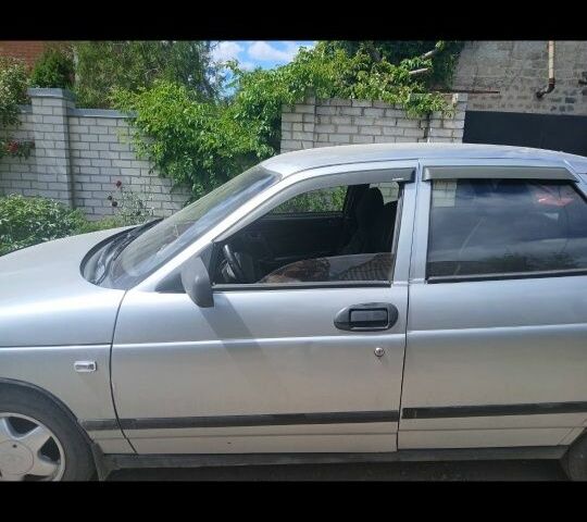 Серый ВАЗ 2112, объемом двигателя 0 л и пробегом 210 тыс. км за 2000 $, фото 2 на Automoto.ua