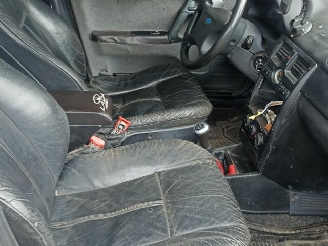 Серый ВАЗ 2112, объемом двигателя 1.6 л и пробегом 1000 тыс. км за 977 $, фото 5 на Automoto.ua