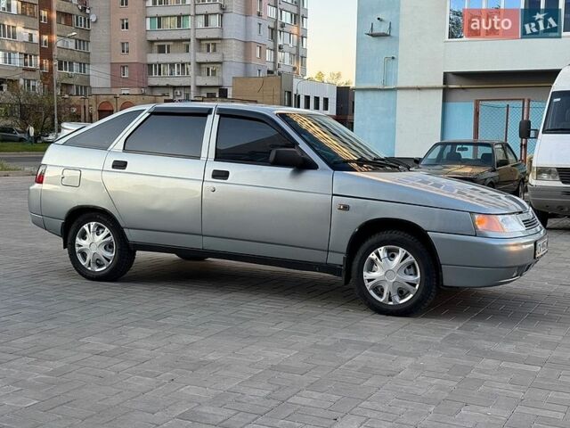 Серый ВАЗ 2112, объемом двигателя 1.6 л и пробегом 253 тыс. км за 1999 $, фото 7 на Automoto.ua