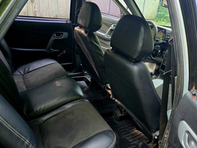 Серый ВАЗ 2112, объемом двигателя 1.6 л и пробегом 250 тыс. км за 950 $, фото 10 на Automoto.ua