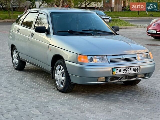 Серый ВАЗ 2112, объемом двигателя 1.6 л и пробегом 253 тыс. км за 1999 $, фото 5 на Automoto.ua