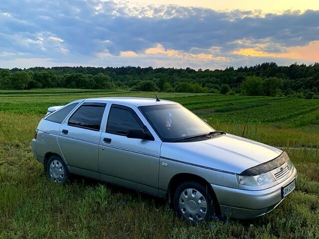 Серый ВАЗ 2112, объемом двигателя 1.6 л и пробегом 160 тыс. км за 2400 $, фото 1 на Automoto.ua