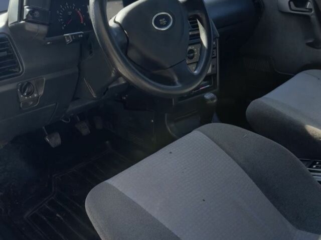 ВАЗ 2112 2007 у Кам'янське (Дніпродзержинськ) на Automoto.ua Сірий ВАЗ 2112, об'ємом двигуна 1.6 л та пробігом 170 тис. км за 1450 $, фото 5 на Automoto.ua