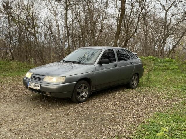 Серый ВАЗ 2112, объемом двигателя 1.6 л и пробегом 230 тыс. км за 1850 $, фото 1 на Automoto.ua