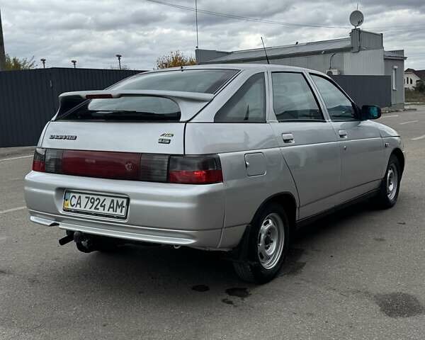 Серый ВАЗ 2112, объемом двигателя 1.6 л и пробегом 186 тыс. км за 2800 $, фото 4 на Automoto.ua