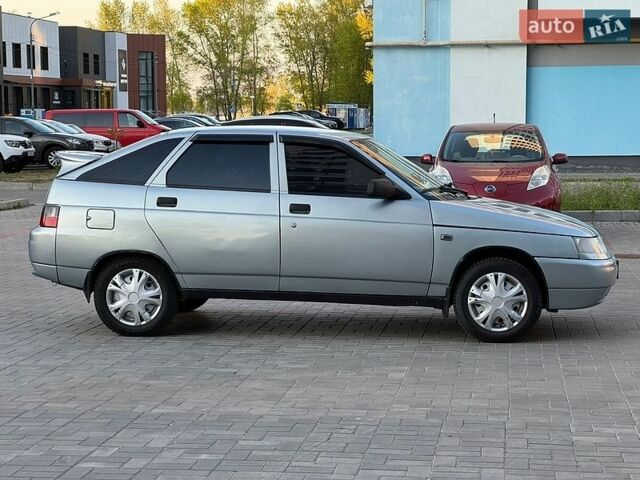 Серый ВАЗ 2112, объемом двигателя 1.6 л и пробегом 253 тыс. км за 1999 $, фото 8 на Automoto.ua